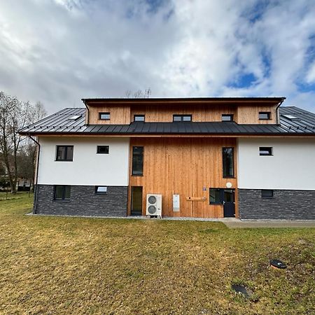 Apartmany U Plaze Lipna - Male Lipno Cerna v Posumavi Luaran gambar