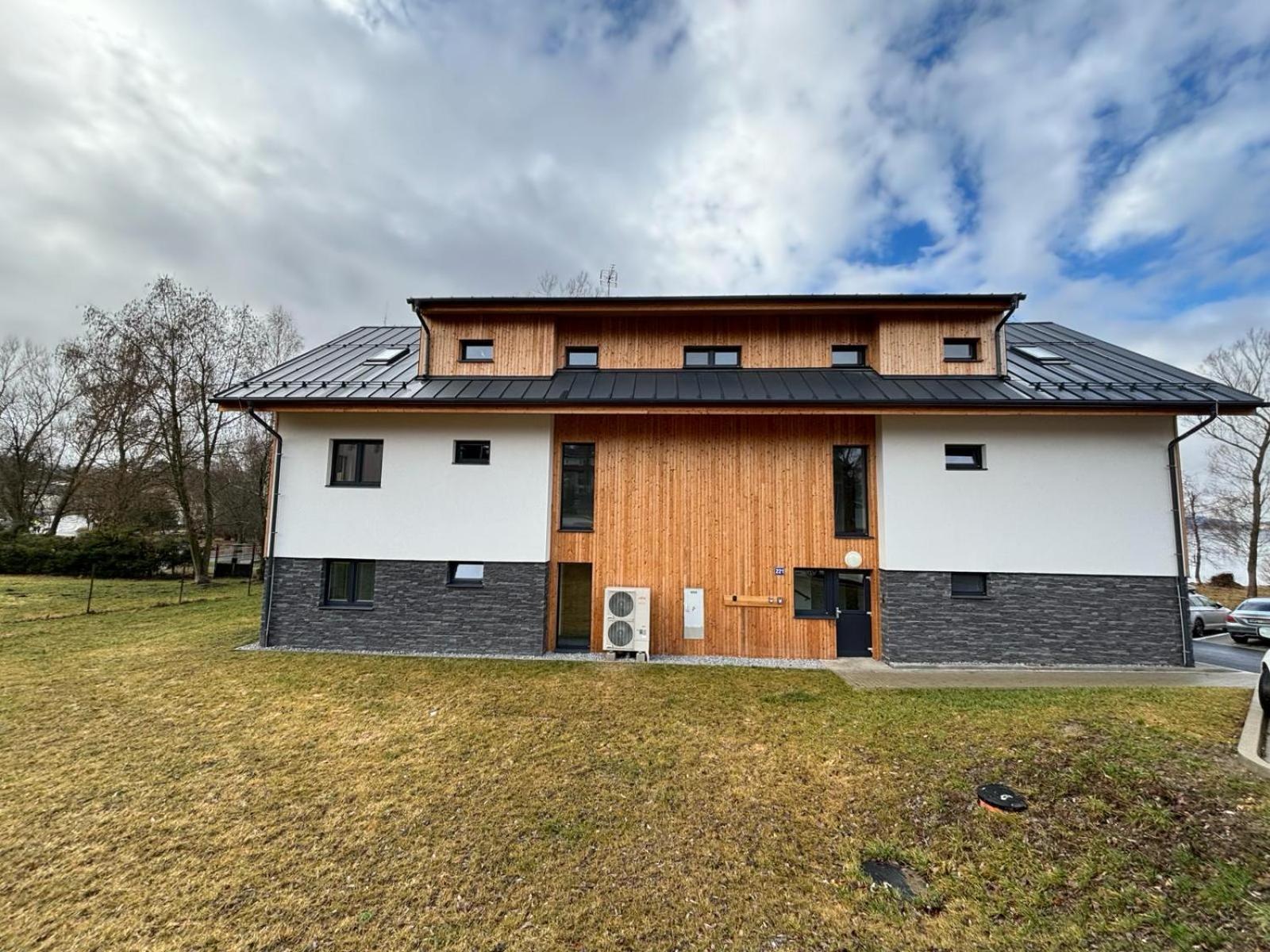 Apartmany U Plaze Lipna - Male Lipno Cerna v Posumavi Luaran gambar